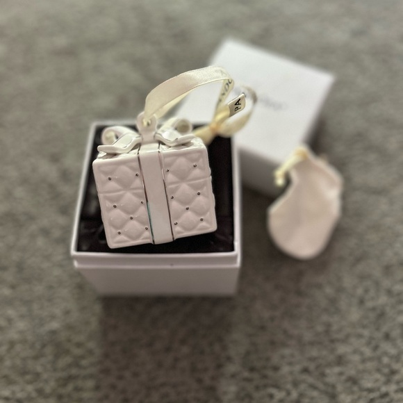 Pandora 🎁ornament NIB 2016 collectible - Picture 8 of 8
